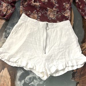 Polly Brand Shorts 🔥